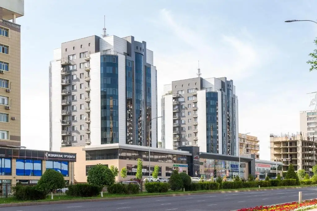 Шымкент: Apartment on Kunayeva 38