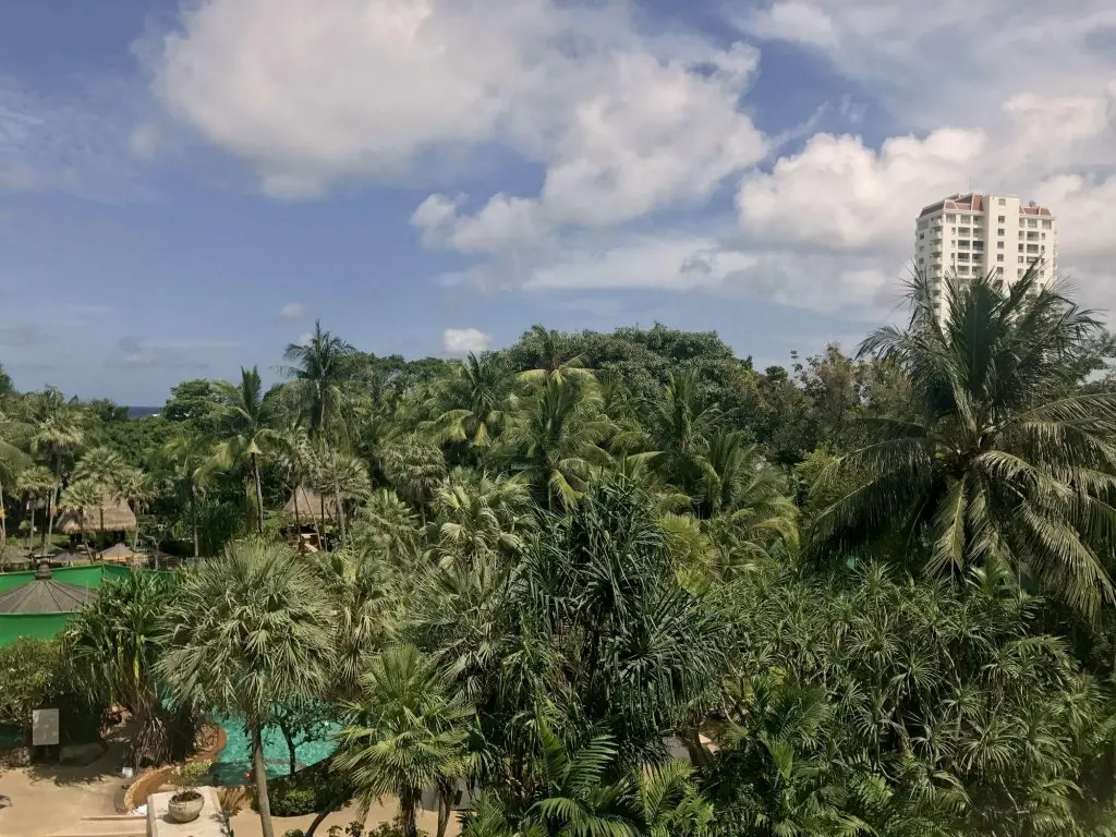 Муанг: Movenpick Resort And Spa Karon Beach Phuket