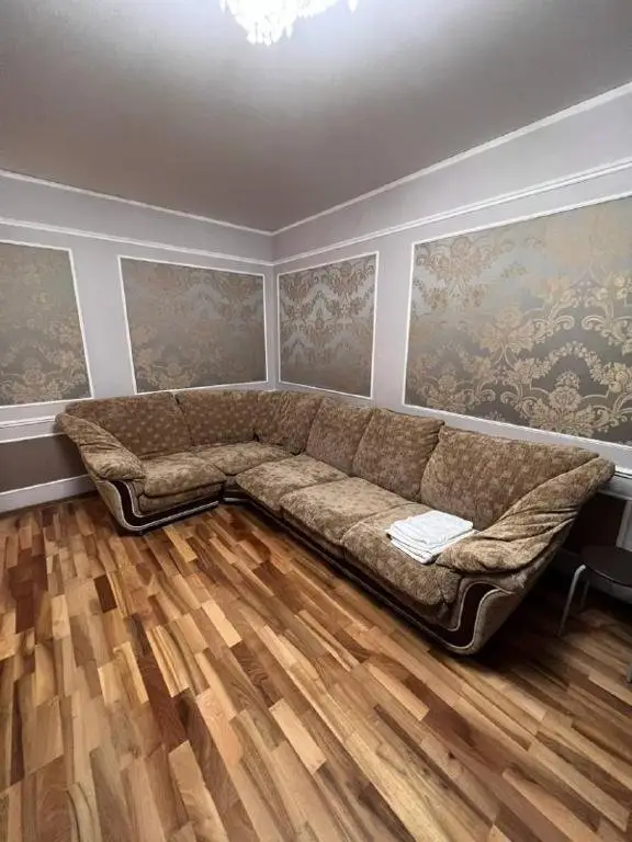Караганда: Rich House Michurina