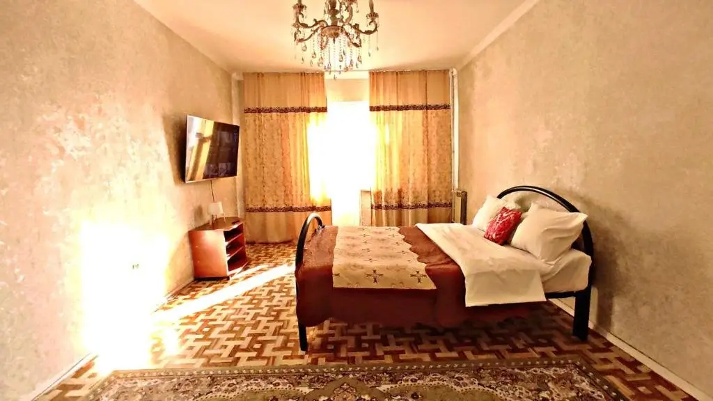 Алматы: Apartment White Spring