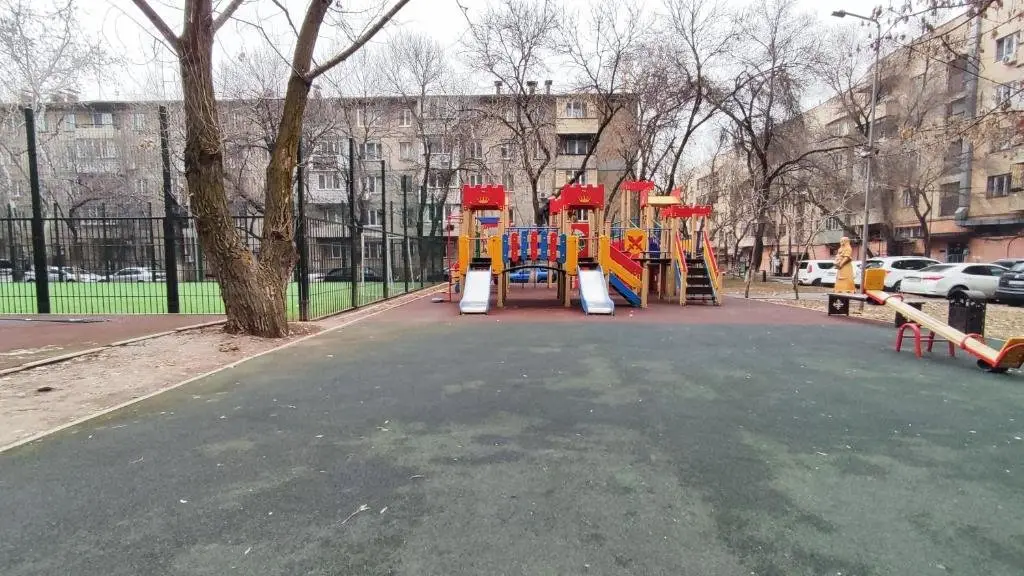 Алматы: Золотой квадрат 60 кв2