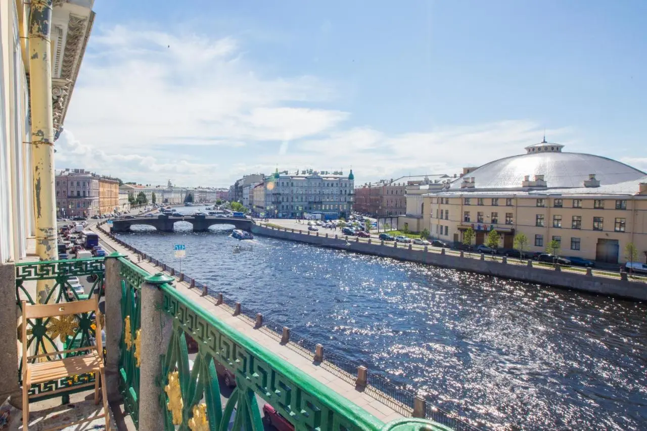 Санкт-Петербург: Aparts hub bridge