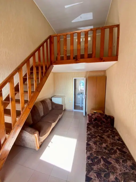 Лоо: Guest House Alexandria