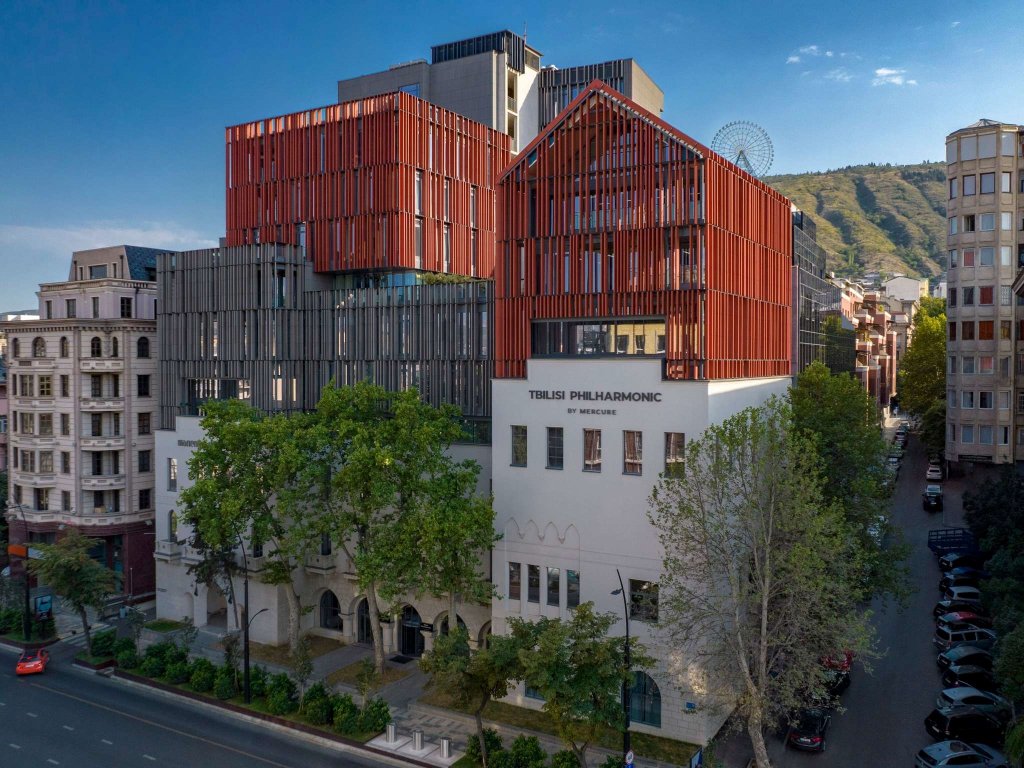 Тбилиси: Tbilisi Philharmonic By Mercure Hotel