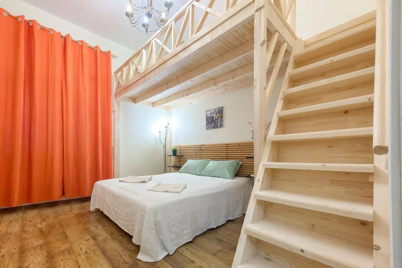 Санкт-Петербург: Raykin's Old Town House