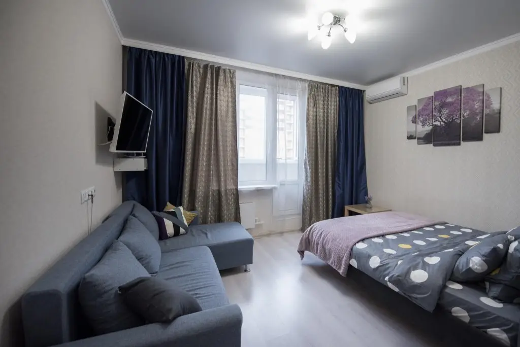 Ростов-на-Дону: Smile Apartments (Смайл Апартментс) на улице Еляна