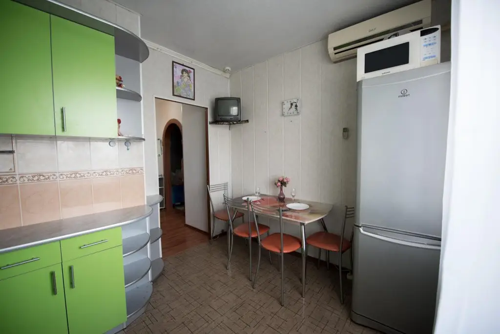 Ростов-на-Дону: Smile Apartments (Смайл Апартментс) на улице Благодатная 168/2