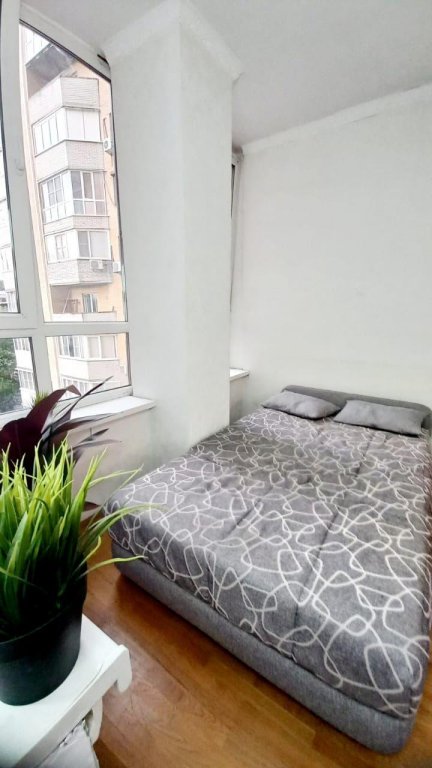 Ростов-на-Дону: Smile Apartments (Смайл Апартментс) на переулке Крыловской