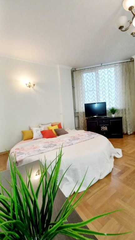 Ростов-на-Дону: Smile Apartments (Смайл Апартментс) на переулке Крыловской