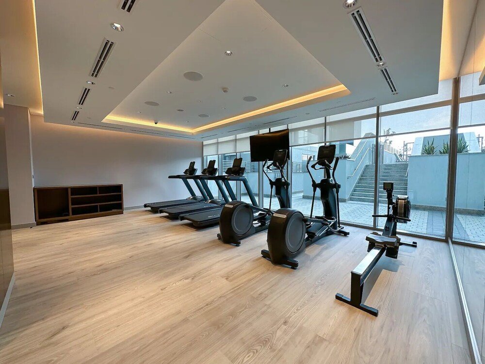 Дубай: Al Meydan - Creek Vista Reserve A 2210