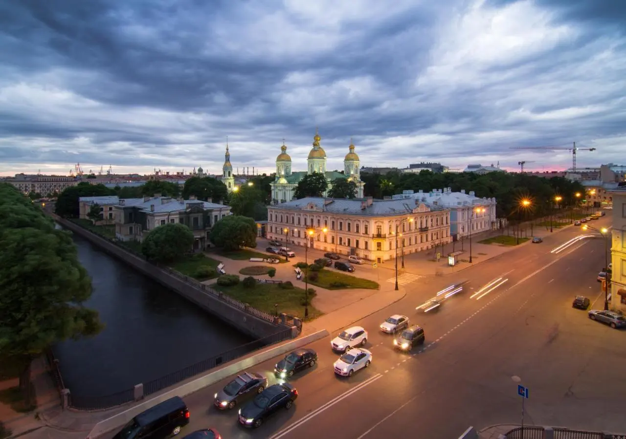 Санкт-Петербург: Apartment On Nikolskaya Plochad