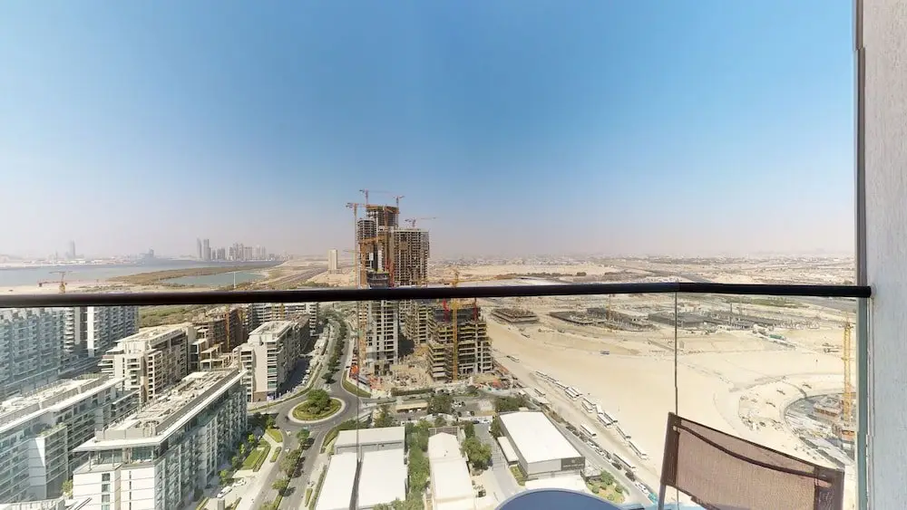 Дубай: Al Meydan - Sobha Waves 2704