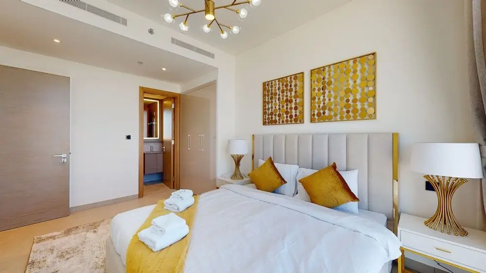 Дубай: Al Meydan - Sobha Waves 2704