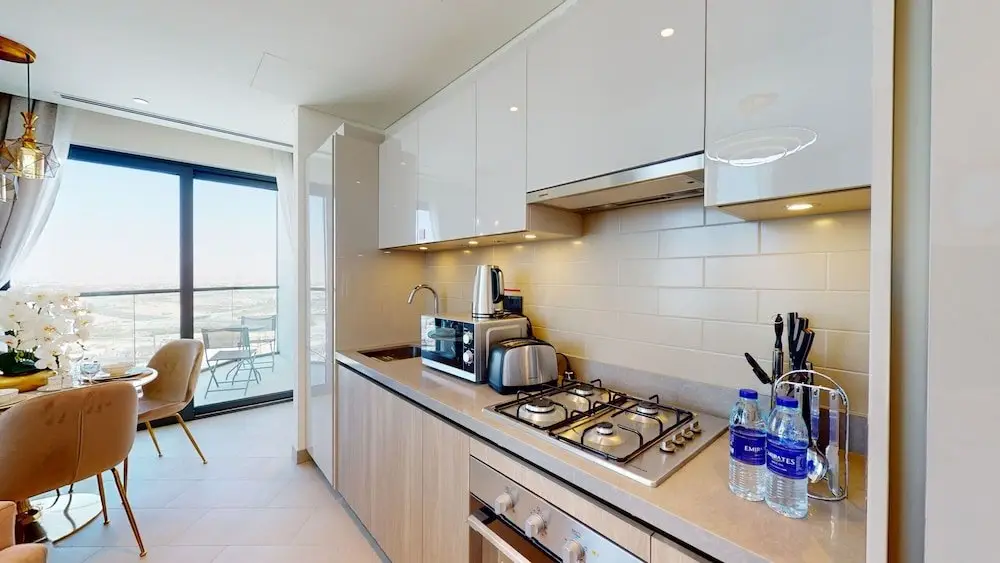 Дубай: Al Meydan - Sobha Waves 2704