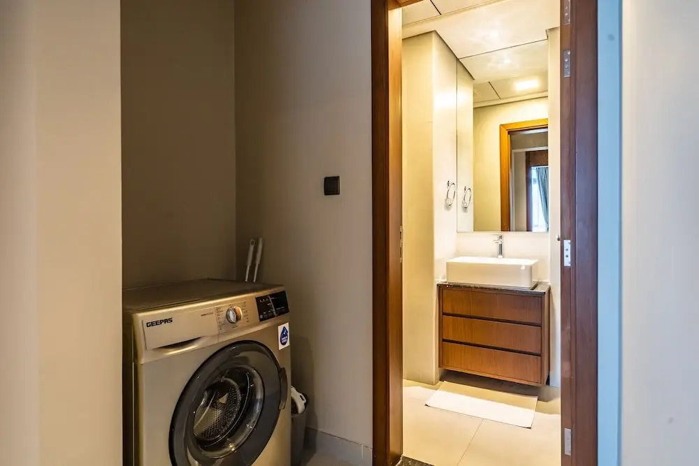 Дубай: Al Barsha South - 2020 Marquis 214