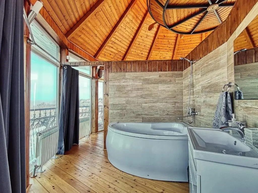 Luxury apartments in the foothills of the Zailiyskiy Alatau — фото 1