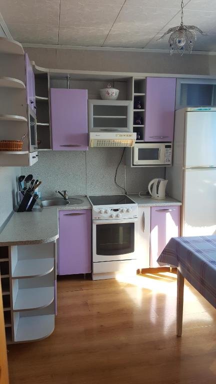 Павлодар: Apartment on Кривенко 81