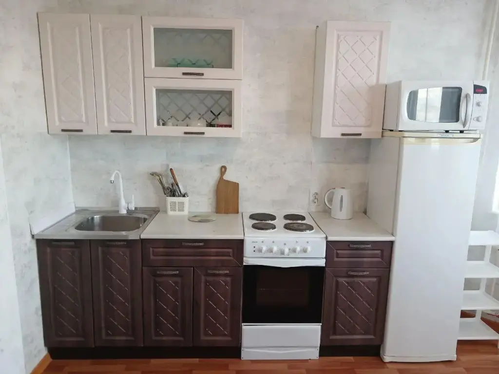 Курск: Aday Apartments (Эдэй Апартаменты) на проспекте Победы 44