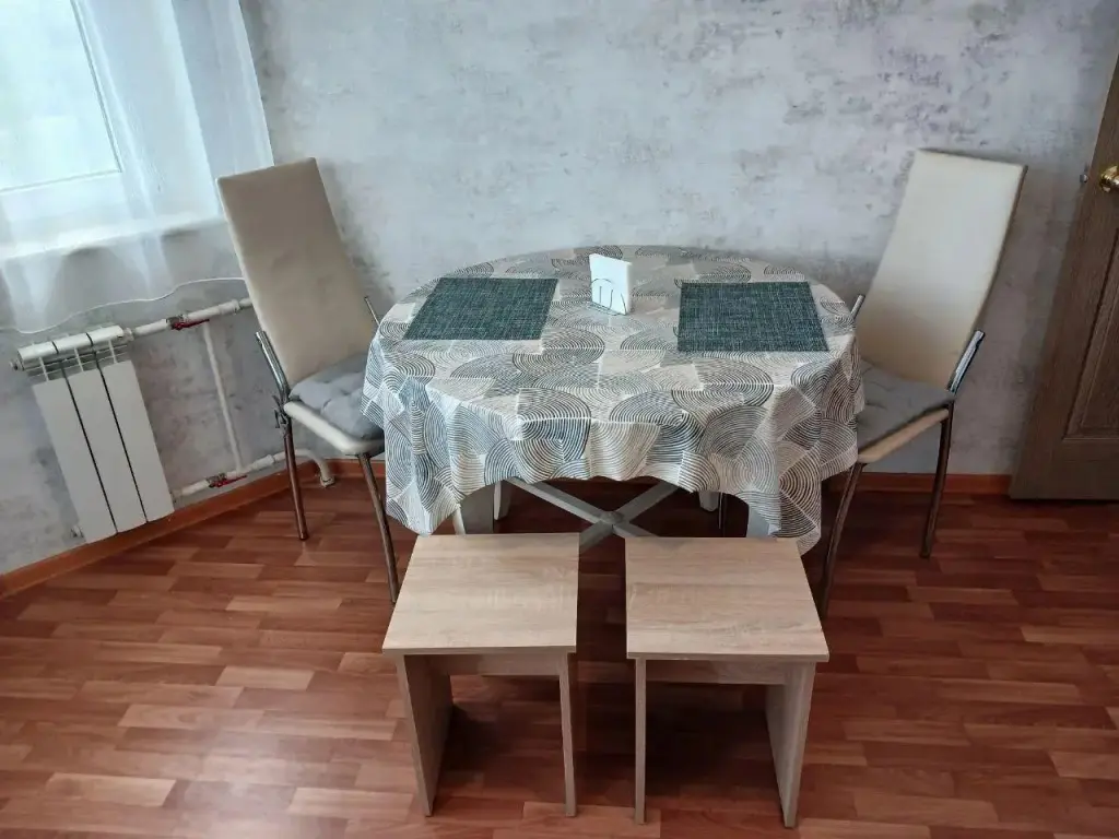 Курск: Aday Apartments (Эдэй Апартаменты) на проспекте Победы 44