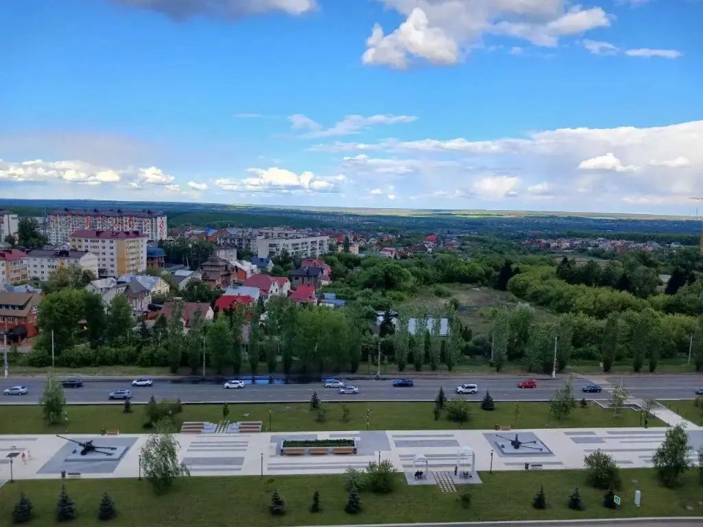Курск: Aday Apartments (Эдэй Апартаменты) на проспекте Победы 44