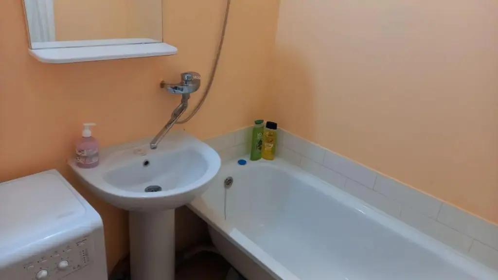 Курск: Aday Apartments (Эдэй Апартаменты) на проспекте Победы 44