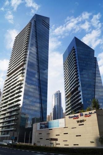 Дубай: LUX Holiday Home Dubai Marina JBR - Silverene Towers