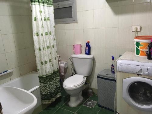 Каир: Al Rehab Apartment. with Private Garden