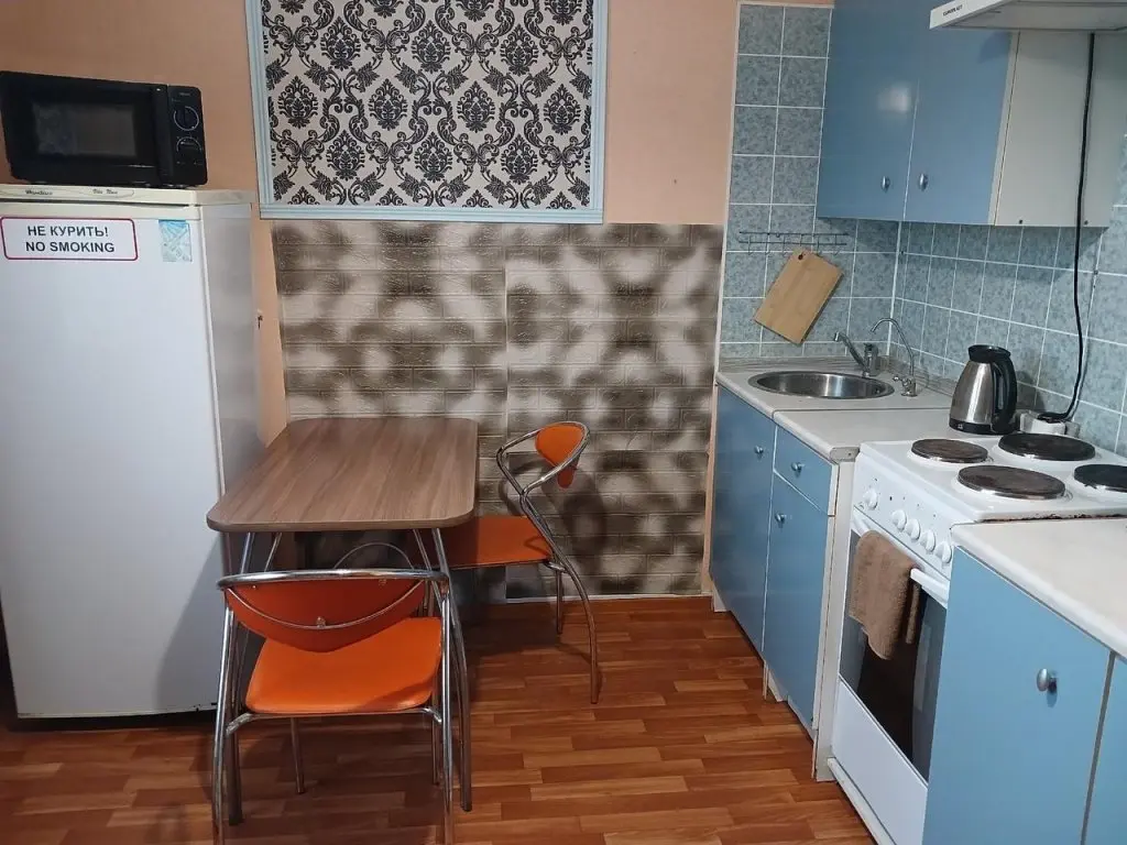 Курск: Aday Apartments (Эдэй Апартаменты) на проспекте Победы 46