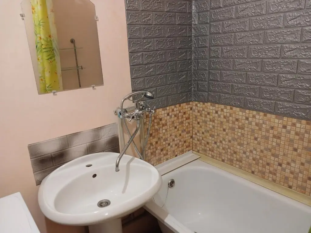 Курск: Aday Apartments (Эдэй Апартаменты) на проспекте Победы 46