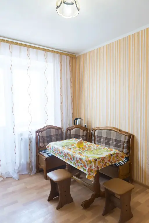 Курск: Aday Apartments (Эдэй Апартаменты) на улице Челюскинцев