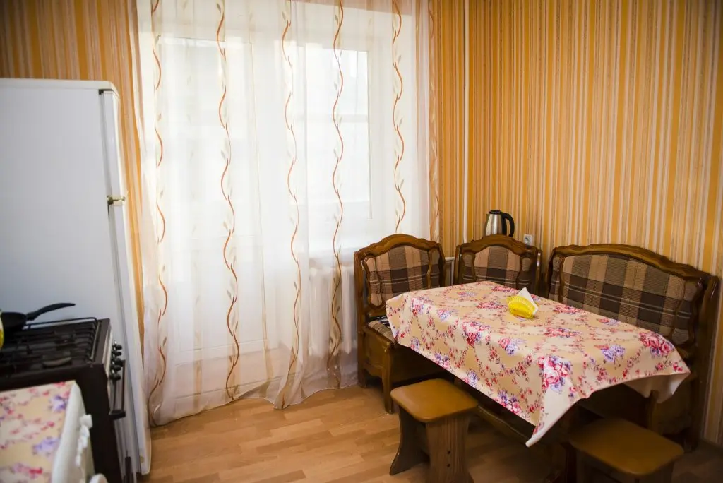 Курск: Aday Apartments (Эдэй Апартаменты) на улице Челюскинцев