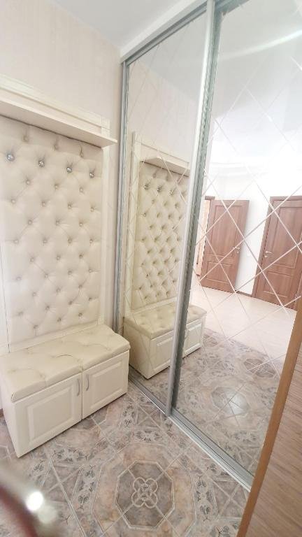 VIP Uralsk двух комнатная — фото 1