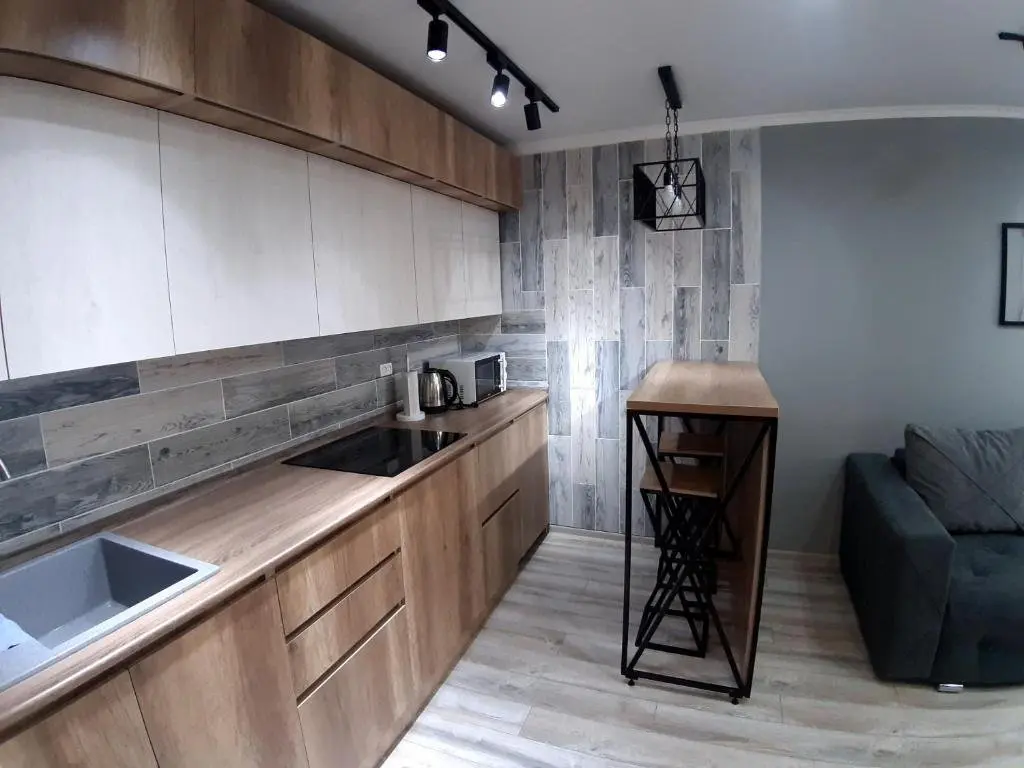 Павлодар: Apartment lux Tolstogo 90. Апартаменты люкс Толстого 90