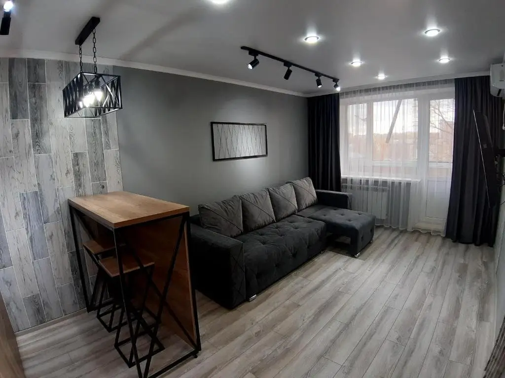 Павлодар: Apartment lux Tolstogo 90. Апартаменты люкс Толстого 90