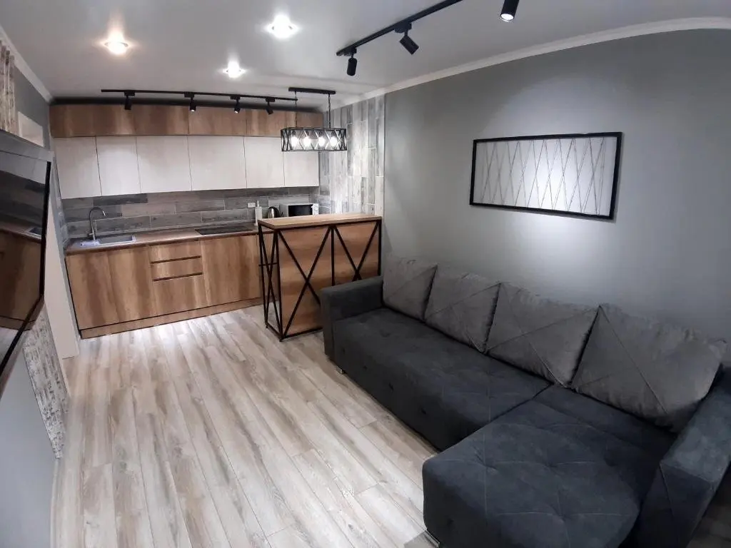 Павлодар: Apartment lux Tolstogo 90. Апартаменты люкс Толстого 90