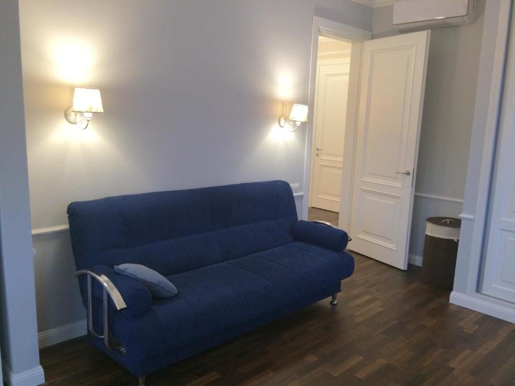Алматы: Elite 3 bedroom gated apartment