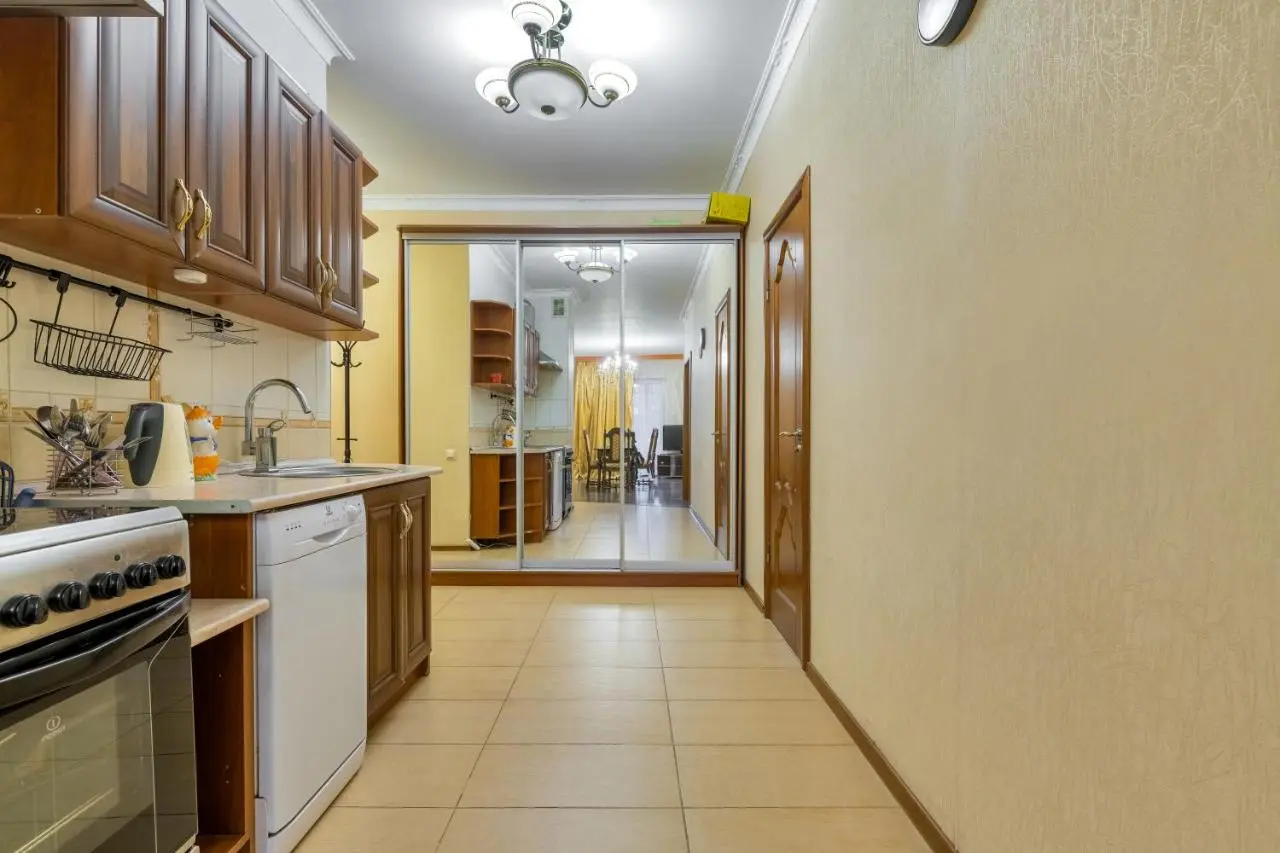 Санкт-Петербург: Sutki Rent у Невы