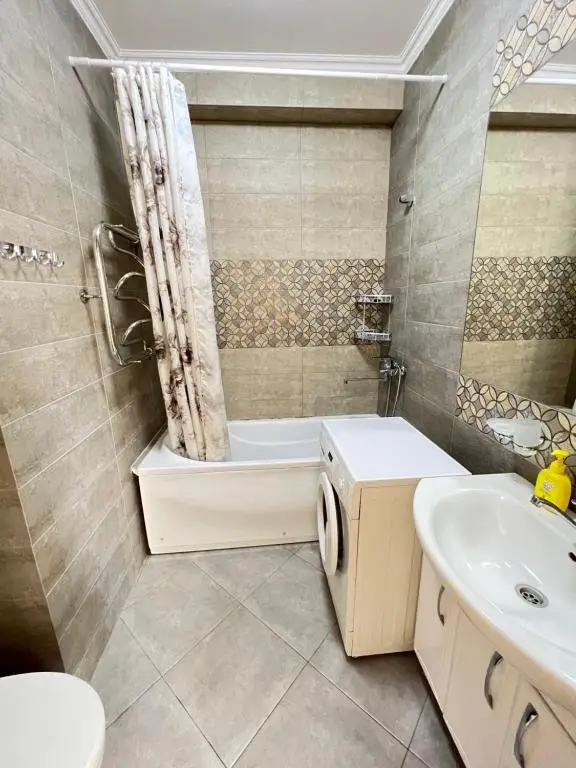 Алматы: Nauai Apartment, 1 Room, Near Mega Alma-Ata