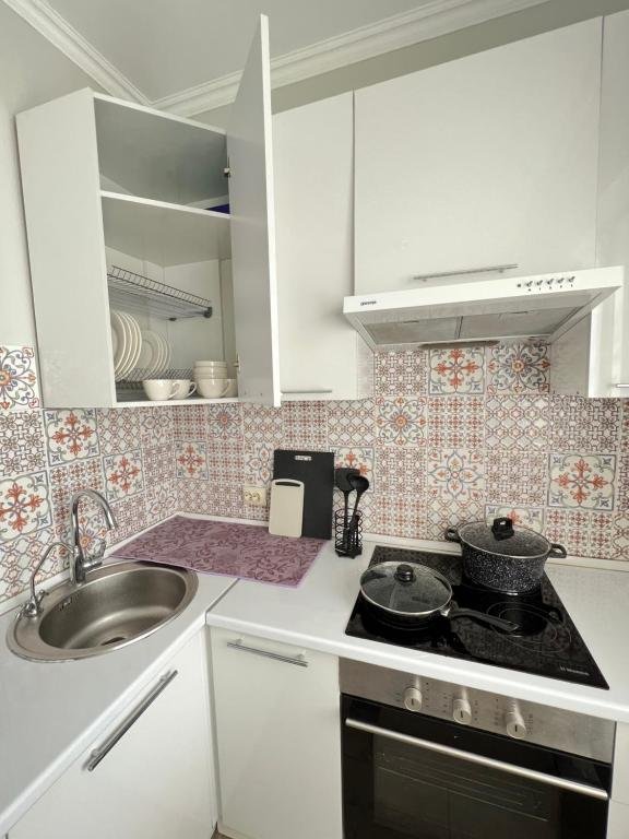 Алматы: Nauai Apartment, 1 Room, Near Mega Alma-Ata