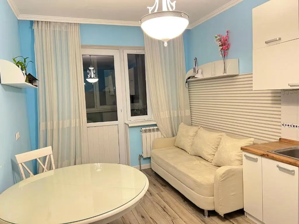 Алматы: Tole bi Tay apartment 1 room near MEGA Alma Ata