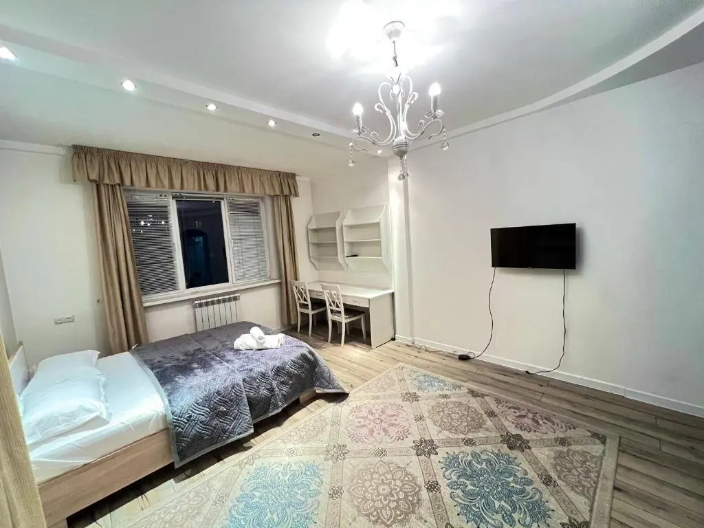 Алматы: Tole bi Tay apartment 1 room near MEGA Alma Ata