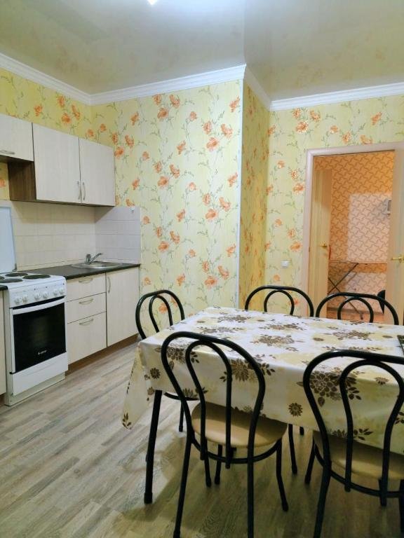 Астана: Чистая уютная квартира в доме комфорт класса74