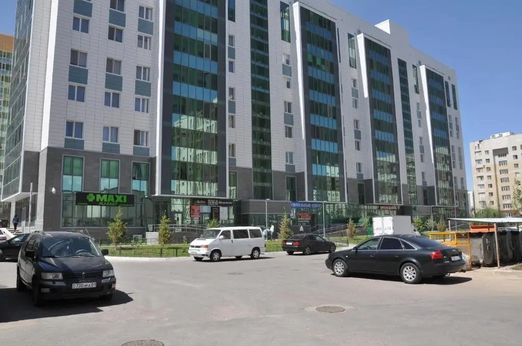 Астана: Apartment at Qabanbay Batyr Ave 46