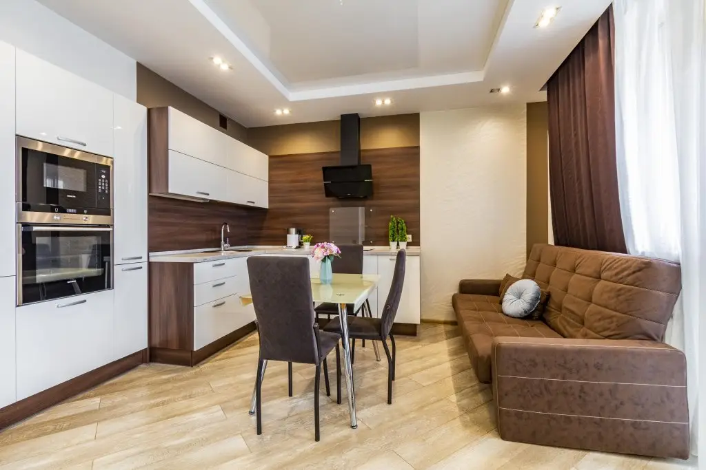 Екатеринбург: Апартаменты BeGuest на Юлиуса Фучика 1