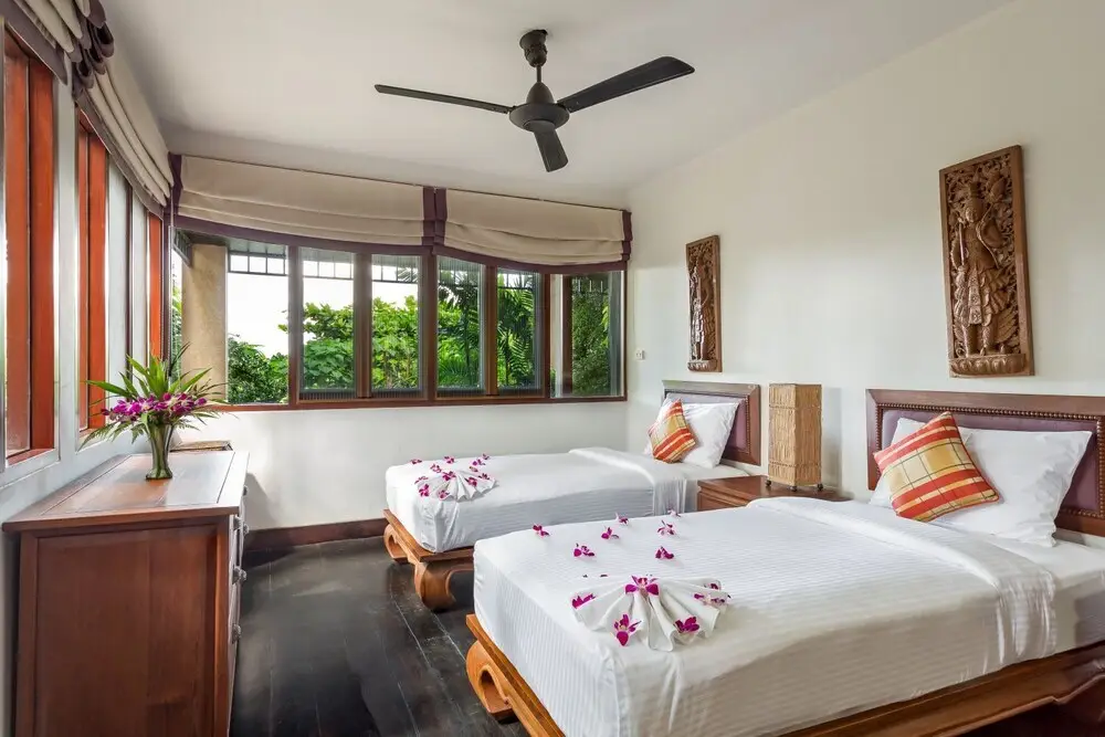 Муанг: Villa Baan Hen 5 Bedroom Kata Beach