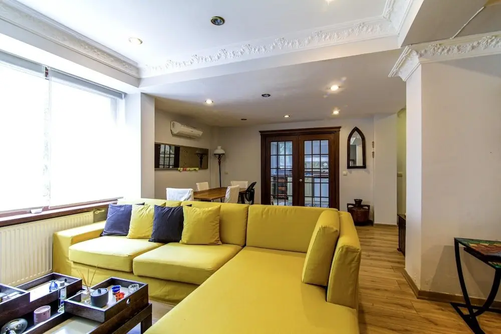 Стамбул: Bright Flat 5 min to Kanyon and Akmerkez Mall