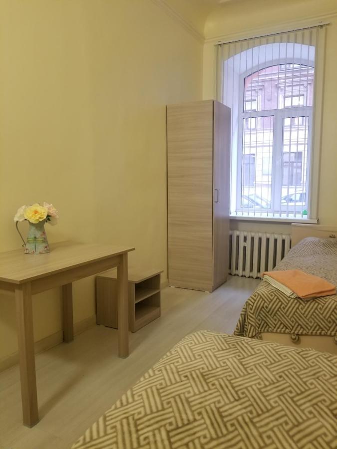 Санкт-Петербург: Apartments on Grecheskiy 11