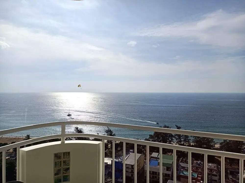 Пхукет: 509 Sea View Rooftop Pool Kata Karon Area Wi-fi Gym
