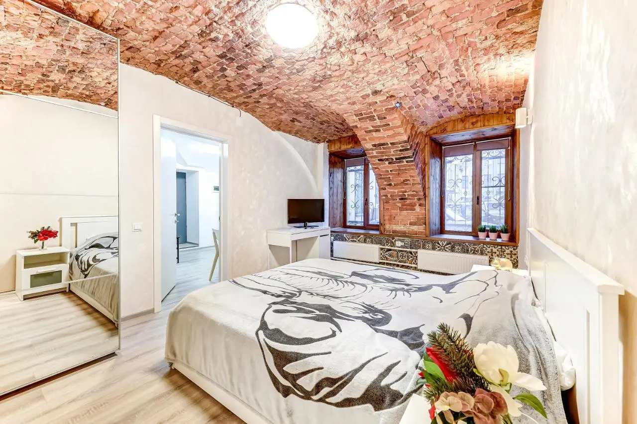 Санкт-Петербург: Apartment Ingria Liteyny 40