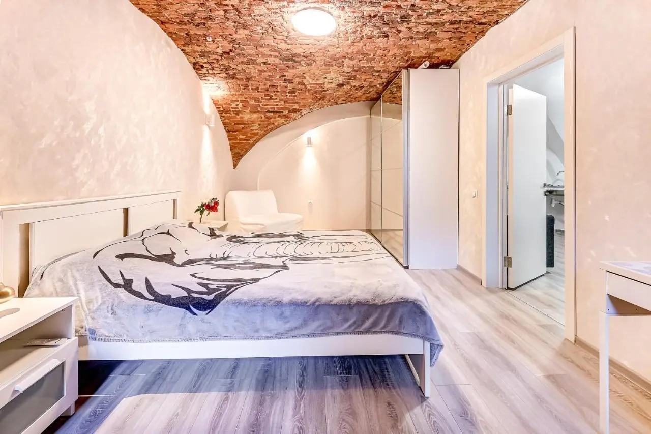 Санкт-Петербург: Apartment Ingria Liteyny 40